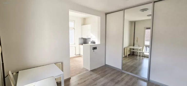 Pronájem bytu 1+kk 22 m², Kvítková, Zlín